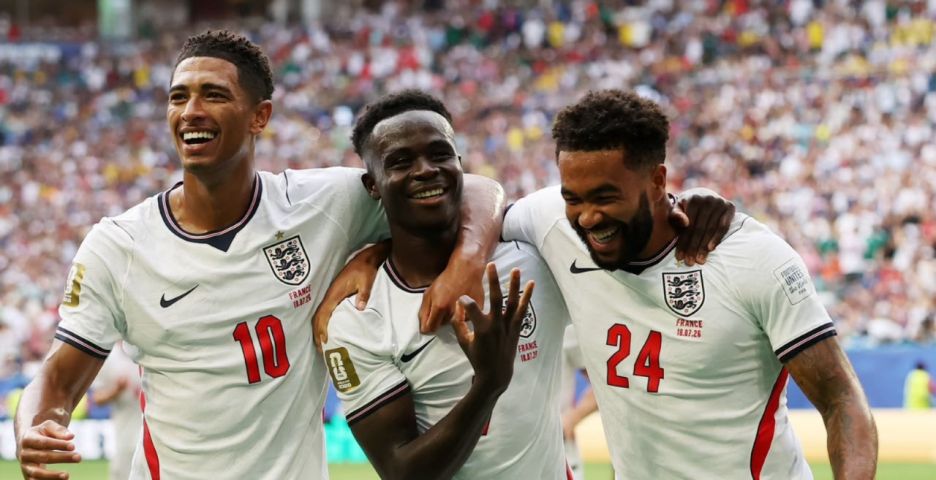 Inglaterra vence França por 6 x 4 em jogo de 10 gols e conquista terceiro lugar da Copa do Mundo