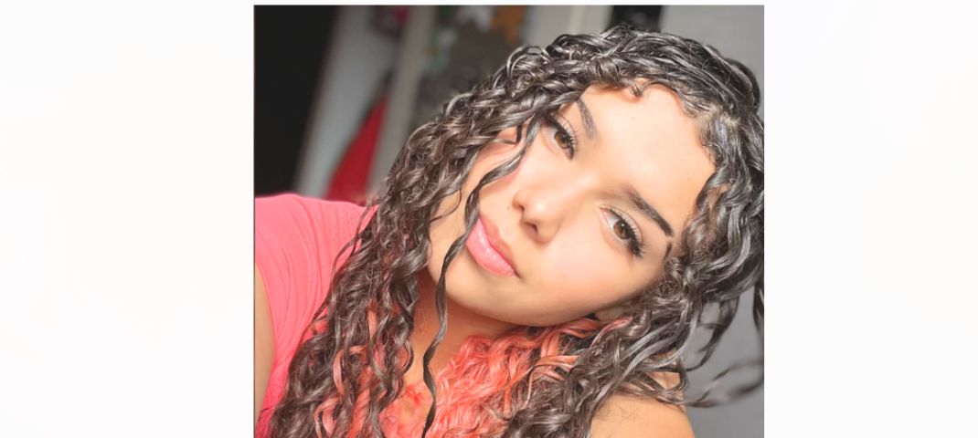 Adolescente de 17 anos morre em acidente entre moto e caminhonete em Criciúma; vítima é identificada