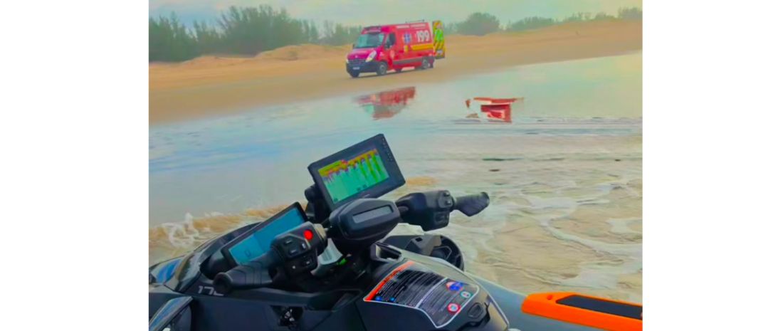Resgate em alto-mar mobiliza Bombeiros Voluntários em Jaguaruna após pescador passar mal