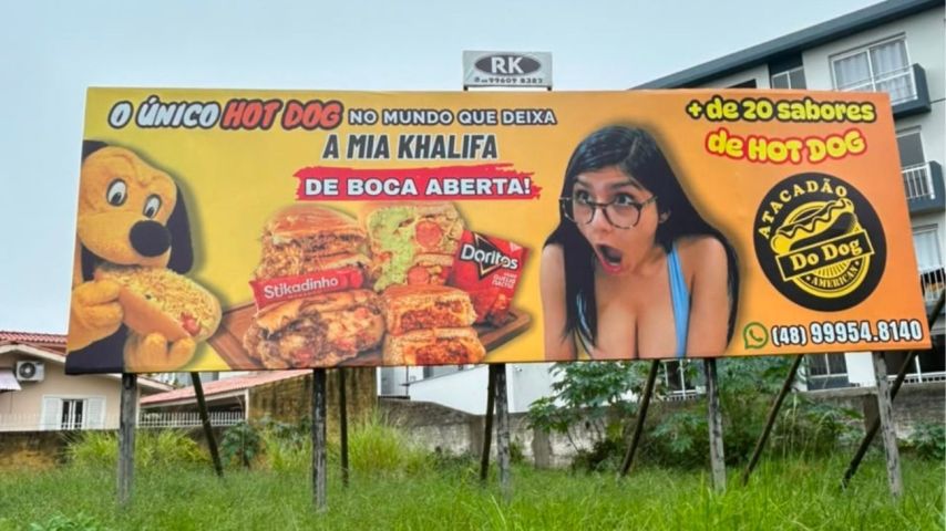 Mia Khalifa em outdoor leva Ministério Público a abrir investigação em Araranguá