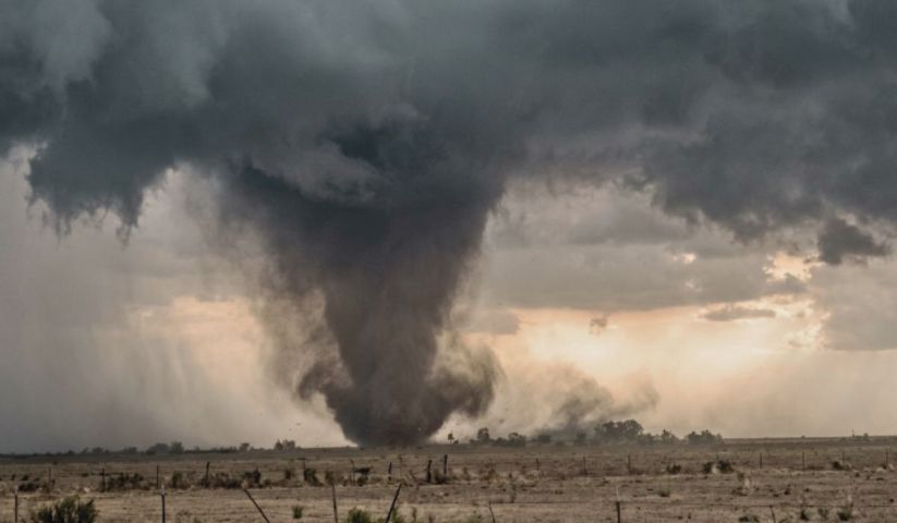 VÍDEOS: Após ocorrência no Rio Grande do Sul, tornado é registrado na província de Santa Fe, na Argentina