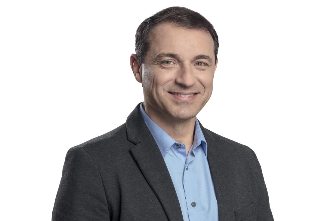 Enxurrada de fake news faz Comandante Moisés se pronunciar oficialmente