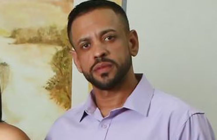 'Não acredito que você dorme em paz': preso por matar ex-mulher envia carta à filha e a culpa pelo crime