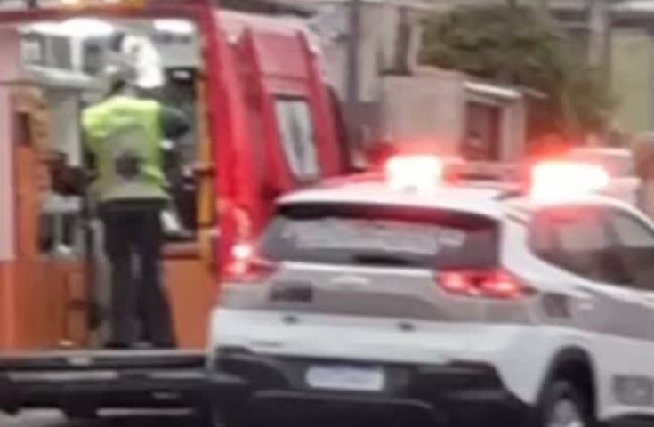 Discussão em festa termina com dois homens esfaqueados em Laguna