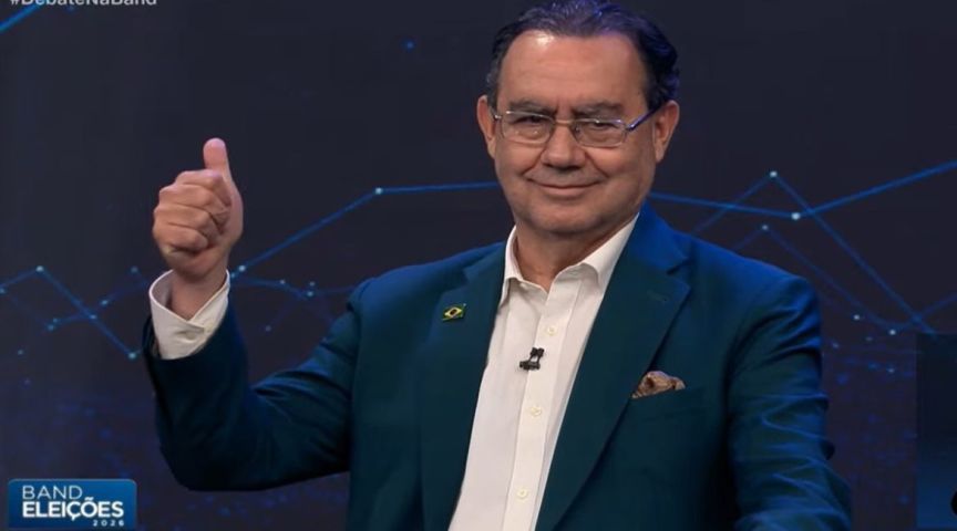 Augusto Cury chega ao terceiro lugar em pesquisas para presidente