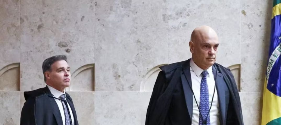 Moraes usa relatório da PF sem valor probatório para pedir investigação contra Mendonça