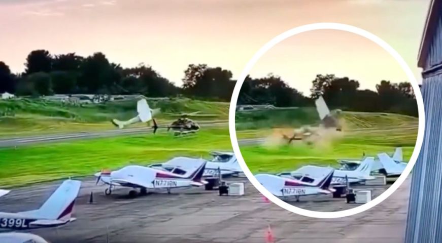 Avião colide com helicóptero da polícia; câmera flagra momento exato do impacto