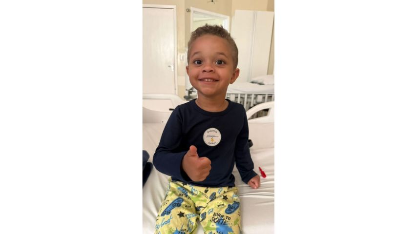 Família de Tubarão pede ajuda para acompanhar tratamento de menino de 3 anos com tumor na cabeça
