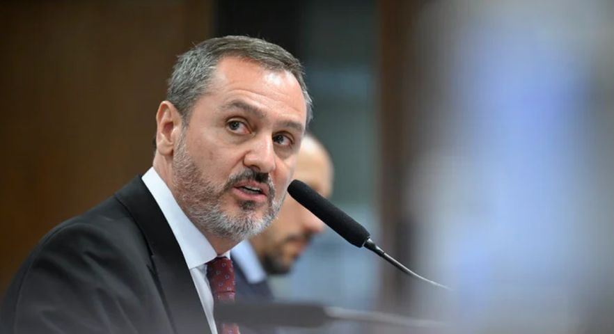 Mendonça afasta Andrei Rodrigues do comando da PF em meio à crise no STF