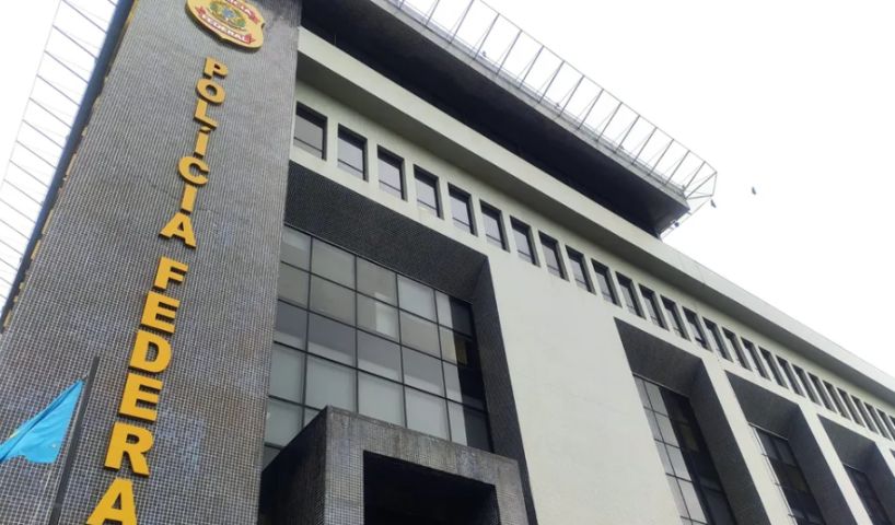 Filipina escapa de casa e denuncia holandês e colombiana por tráfico internacional de pessoas e exploração sexual em SC