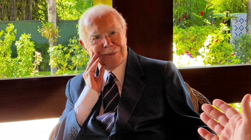 José Sarney apresenta melhora durante tratamento de pneumonia e deve ter alta nesta semana