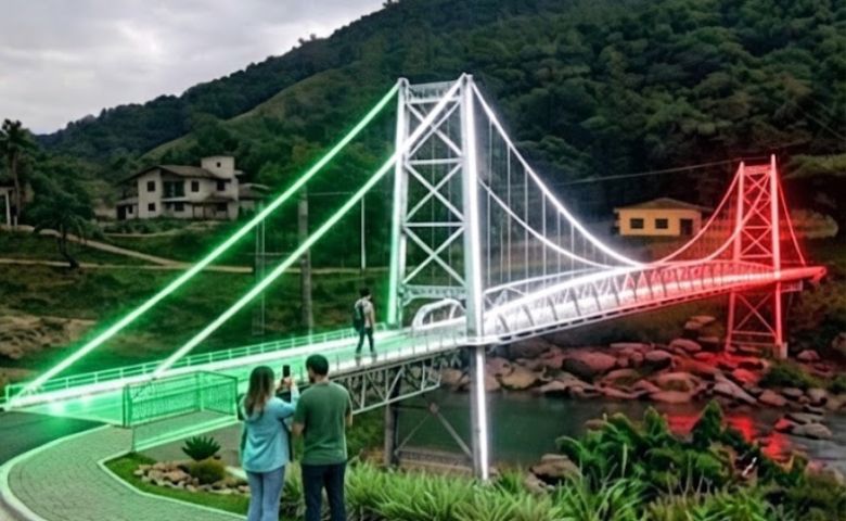 Pedras Grandes constrói réplica da Ponte Hercílio Luz com aço original e impulsiona turismo