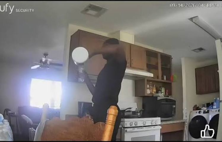 Cuidador é preso após dar água sanitária para paciente beber nos EUA; VÍDEO