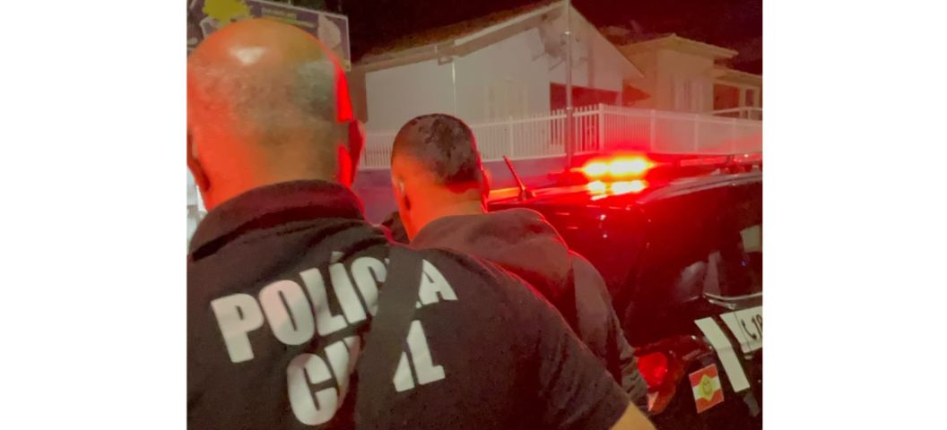 Homem é preso em Sangão após descumprir medida protetiva e se aproximar de ex-companheiro