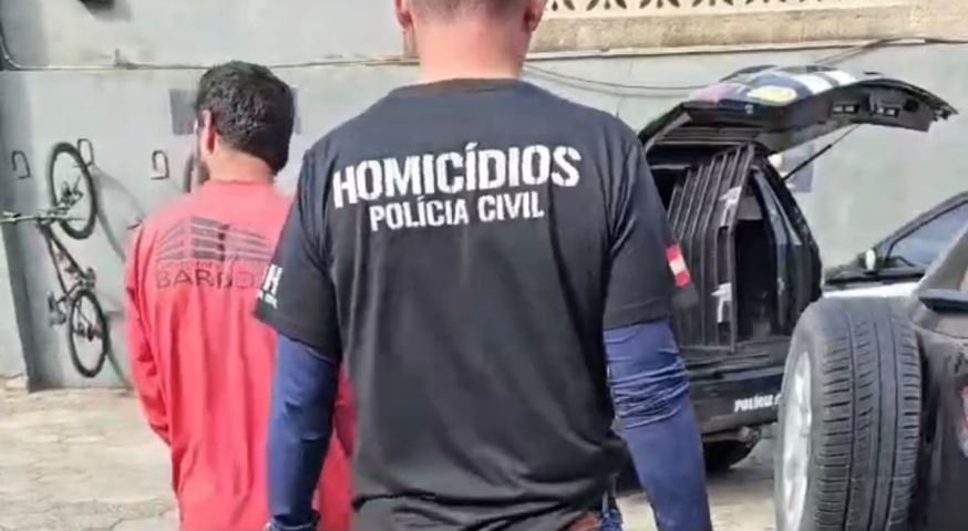 Após 15 anos, condenado por matar ex-cunhado é encontrado trabalhando em obra em Tubarão; VÍDEO