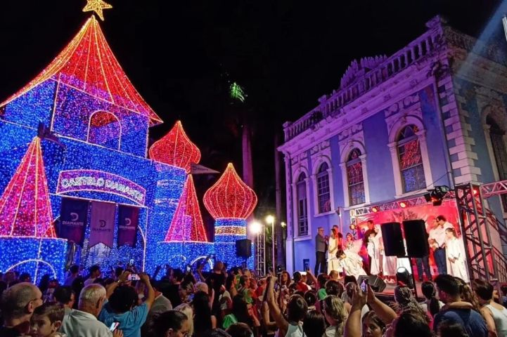 Tubarão abre licitação de R$ 2,1 milhões para Natal Luz; acendimento será no dia 6 de novembro