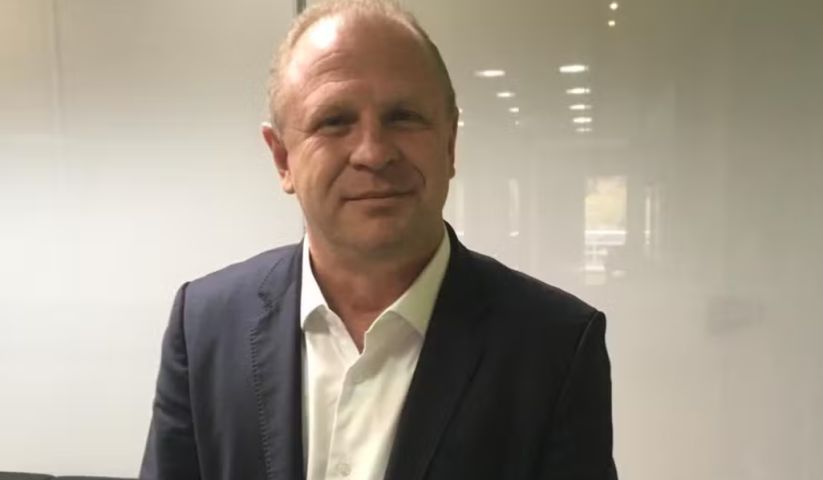 (Vídeo) Merísio defende o fim da escala 6x1 em debate: 'sou 100% favorável'