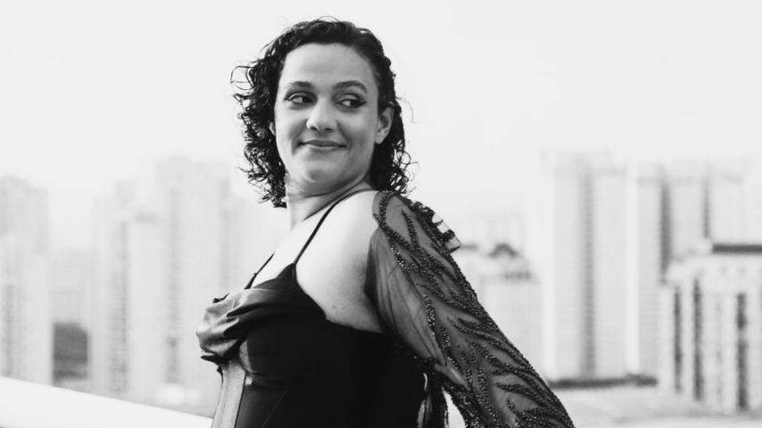 Quem é Fernanda Fialho, influenciadora autista que morreu aos 29 anos e sensibilizou milhares de seguidores