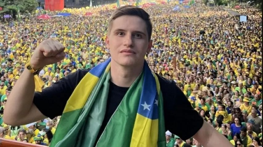 Lucas Pavanato bate recorde e recebe mais de 2,2  milhões de votos