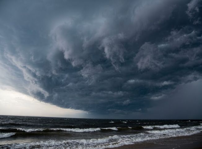Defesa Civil alerta para chuva persistente e risco de alagamentos