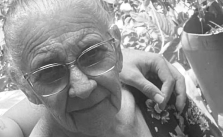Idosa de 80 anos morre baleada ao ser atingida durante discussão por faca de churrasco