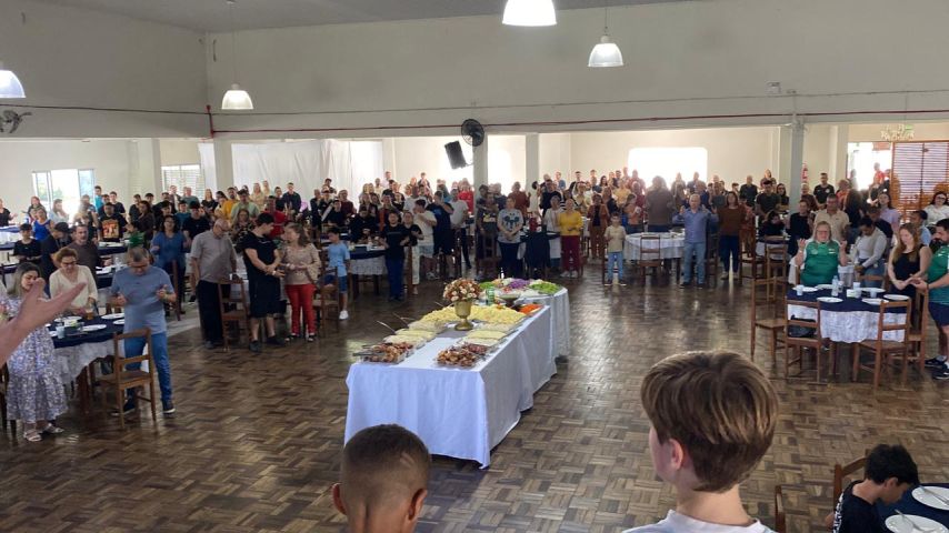 Conexão Comunitária celebra cinco anos de história com missa em ação de graças e almoço festivo em Tubarão