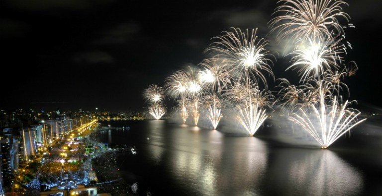 Show da virada em Florianópolis contará com fogos sem barulho