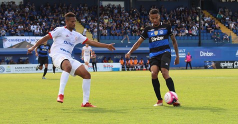 Atlético Tubarão empata e Hercílio Luz vence