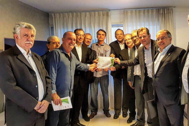 Empresários que somam 32% do PIB nacional apoiam Bolsonaro
