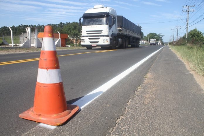 Rodovias do Sul recebem melhorias na sinalização