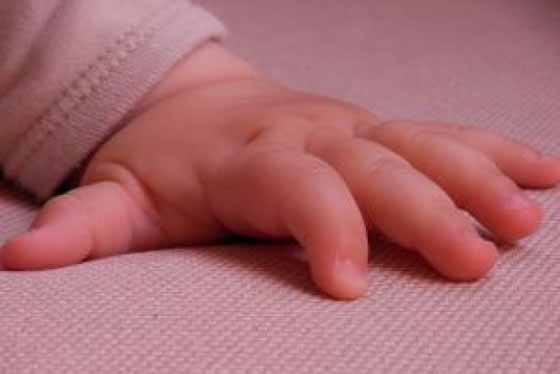 No Estado: Pai é conduzido à delegacia por tentativa de homicídio por asfixia em bebê