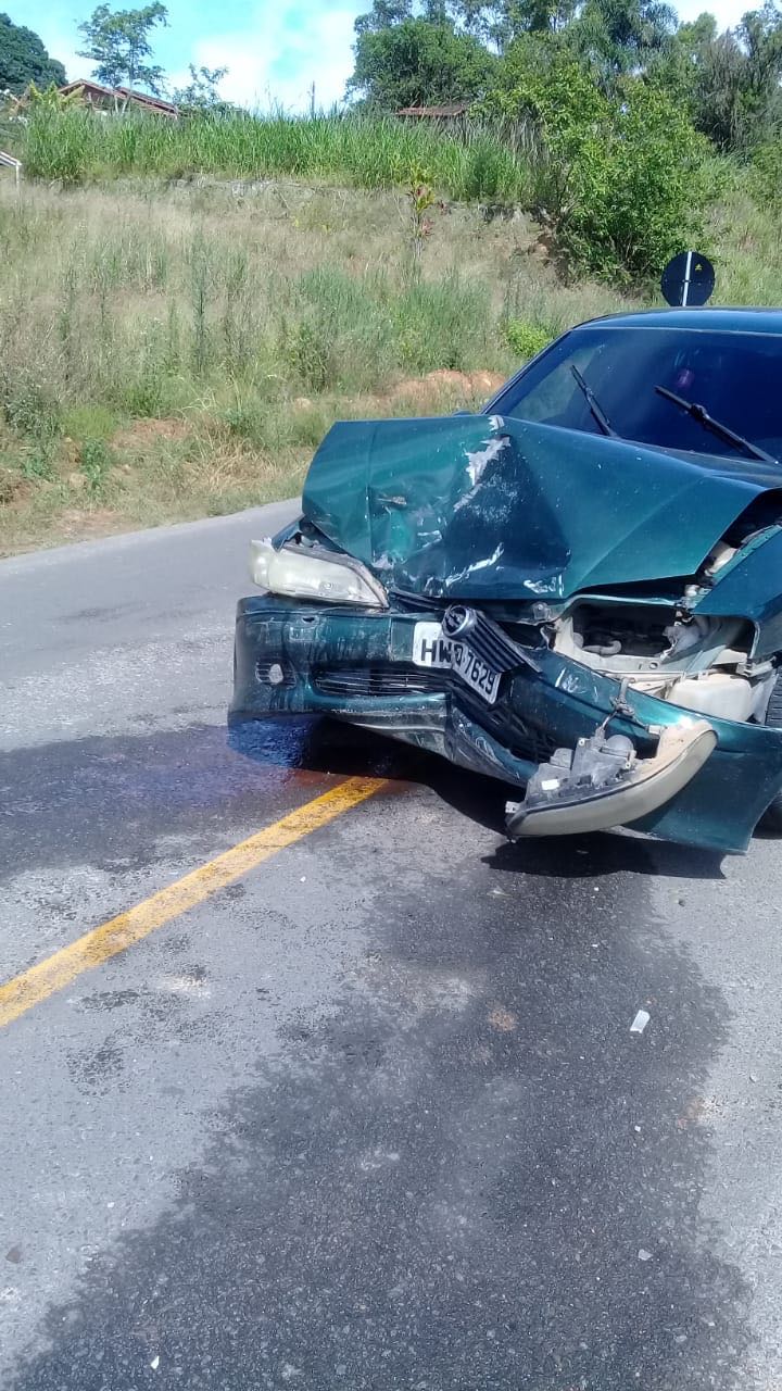 Colisão é registrada na SC-370 em Grão-Pará