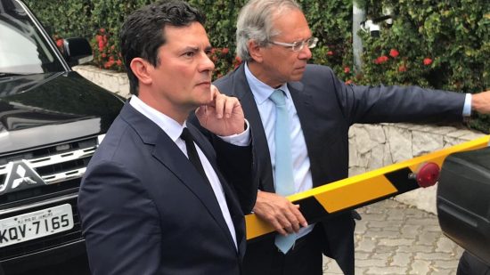 Moro aceita convite de Bolsonaro para assumir Ministério da Justiça e Segurança Pública