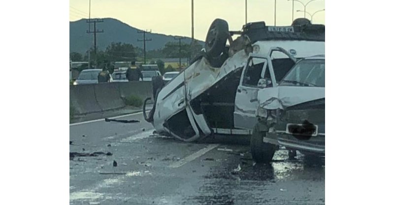 Imbituba: Acidente na BR-101 deixa três pessoas feridas