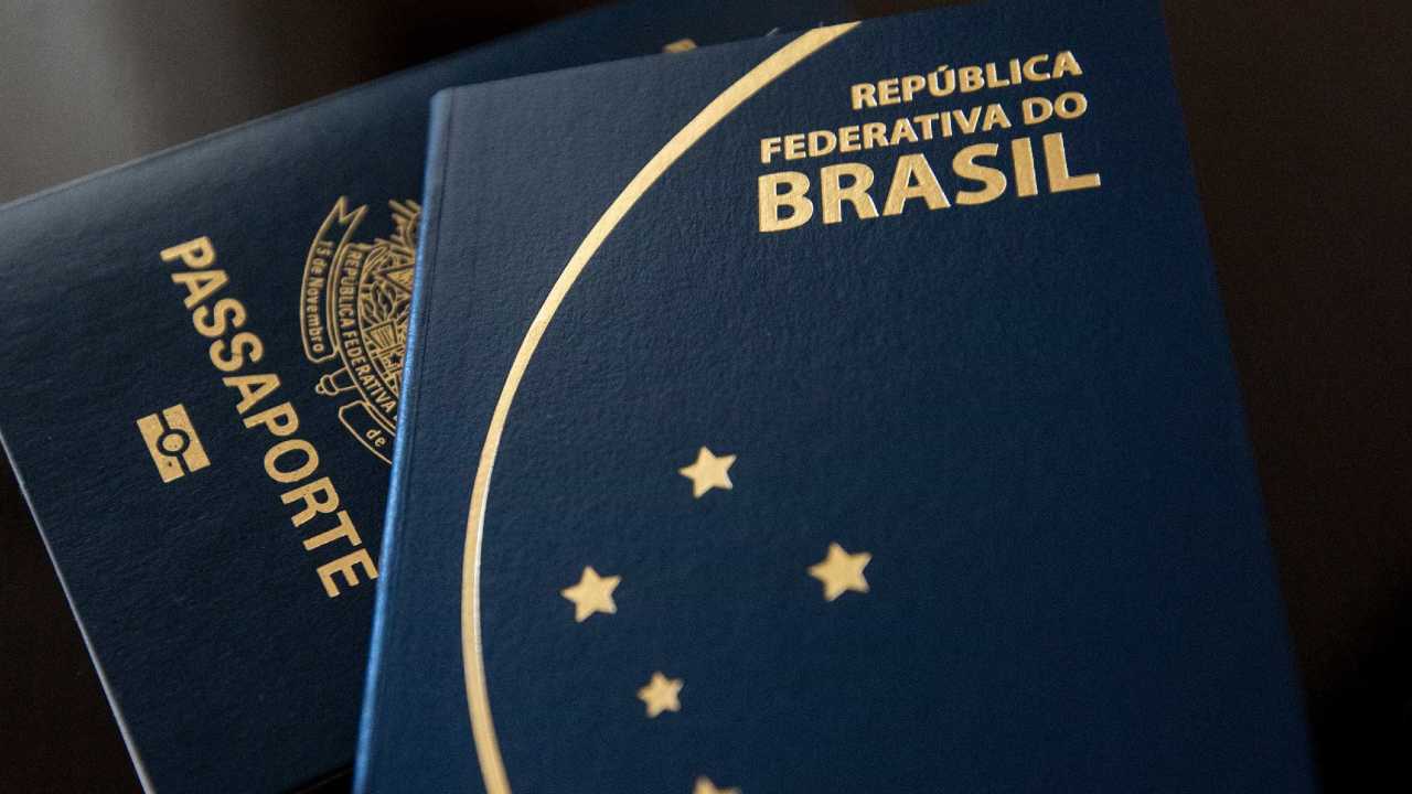 Medo do governo de Bolsonaro leva a planos de emigração